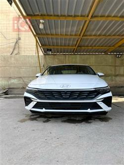 هیوندای ئەلەنترا